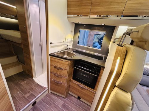 Adria CORAL S 670SL PLUS , Automaat, Enkele bedden, Origineel Nederlands, 1e eigenaar foto: 11