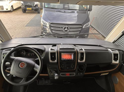 Carthago C-Tourer I 144 LE RUIM UITGERUST foto: 14