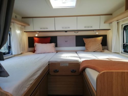 Sunlight T 68 with tow bar photo: 14