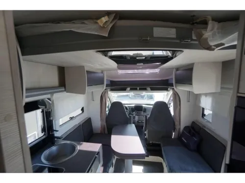 Chausson 777 Premium Etappe Line 8 speed auto. photo: 11