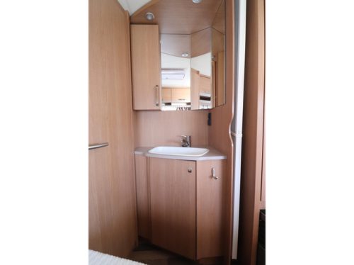 Knaus Sport 450 FU Voortent/ Fietsendrager foto: 13