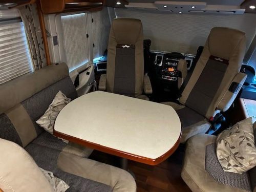 Carthago C-TOURER I 142QB | As good as new | 5,000km| Drop-down bed photo: 17