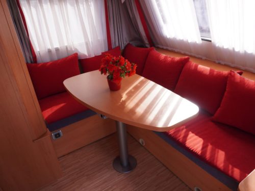 Eriba Living 480 MIT MOVER, MARKISE, KLIMAANLAGE Foto: 7
