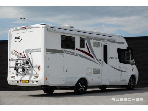 McLouis Nevis 150Hp | French bed | Roof air conditioning | Air suspension | Solar panel photo: 1