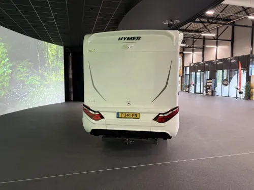 Hymer BMC-T 690 Automatik / Queensbett Foto: 4