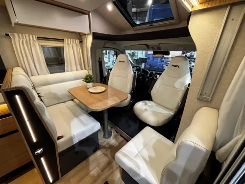 Pilote G 740 GJ Camper, 5-Personen 2027 Foto: 2
