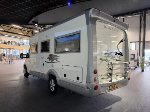 Autocaravana Laika Kreos 3008 sistema de nivelaci&oacute;n/panel solar foto: 2
