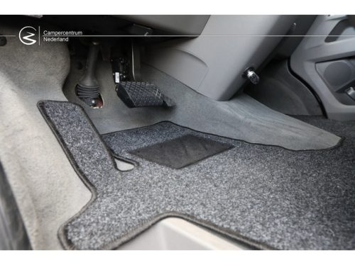 Volkswagen California 6.1 Ocean 2.0 TDI 110 kW / 150 HP DSG Edition photo: 23