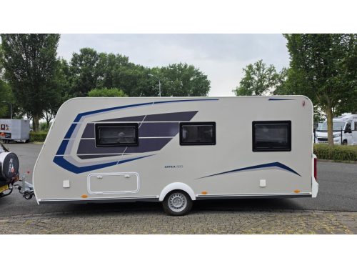 Caravelair Artica 520 Excellent condition photo: 2
