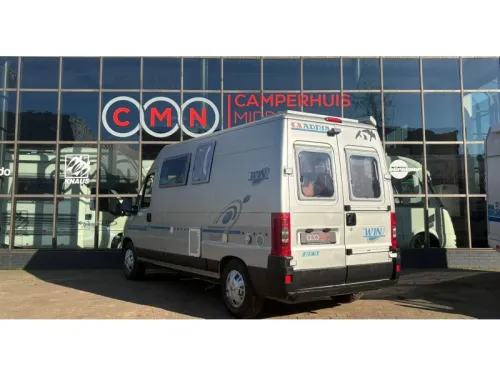 Adria Twin 560 560,Fixed bed,Air conditioning photo: 4