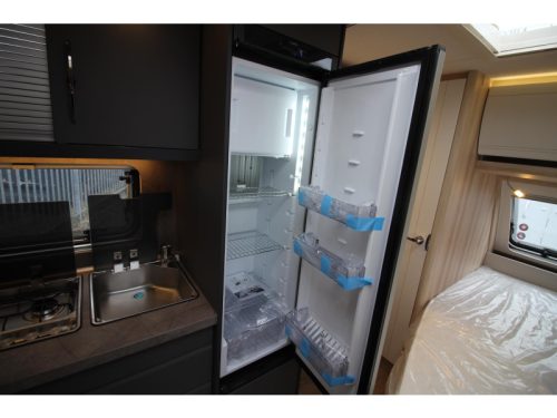 Hobby De Luxe 460 UFE Franz&ouml;sisches Bett & Rundsitzgruppe! Foto: 15