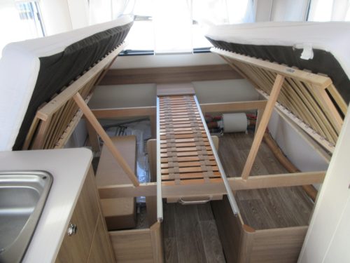 Dethleffs C'Joy 460 LE LIGHTWEIGHT/ WITH MOVER photo: 6