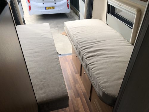 Hymer Yellowstone 649 SINGLE BEDS photo: 32