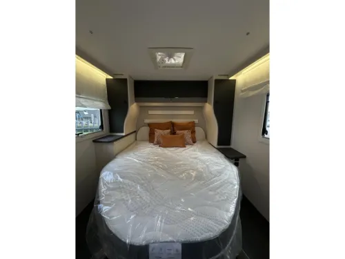 Chausson Titanium Ultimate 788 Automatik 170 PS Foto: 17