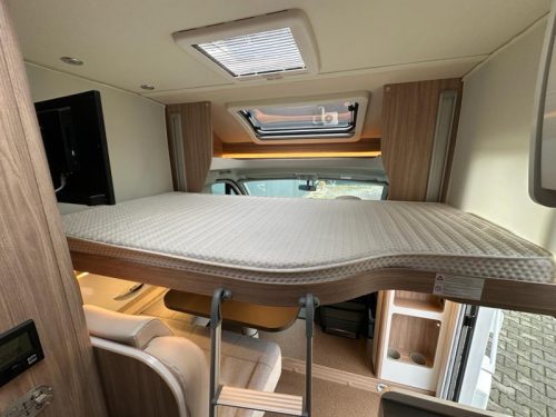 B&uuml;rstner Delfin T 690 G - navi photo: 15