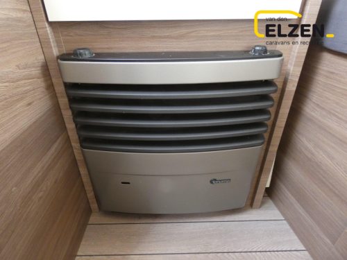 Knaus Sport Silver Selection 400 QD Mover, awning, bike rack. photo: 12