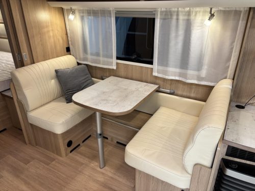LMC Lord Brillant 690 Mover + Levelsysteem! Foto: 10
