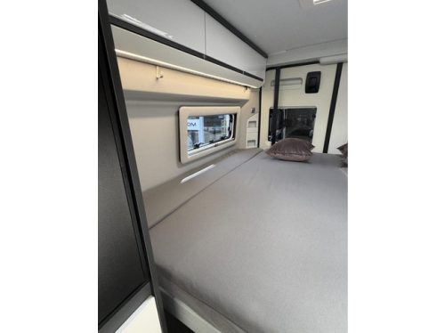 Adria Twin Supreme 640 SGX 9T-Automatic Solar Panel Victron System photo: 18