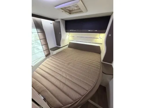 Chausson Welcome 728 EB French bed Pop-top roof 42000 km photo: 20