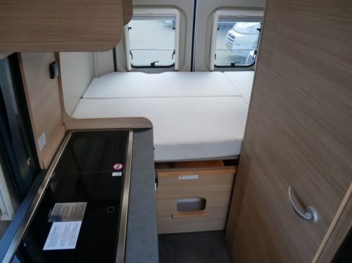 RoadCar (P&ouml;ssl Group) R540, 9-Speed Automatic, 540 Van conversion, Pop-top roof photo: 16