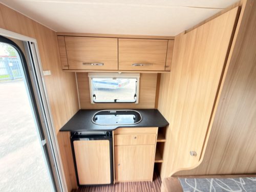 Sunlight Njoy 42 D +mover+awning+Bike rack photo: 6