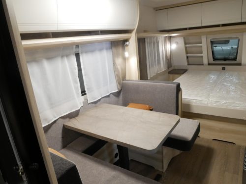 Hobby De Luxe 460 SFF Model 2027 photo: 8