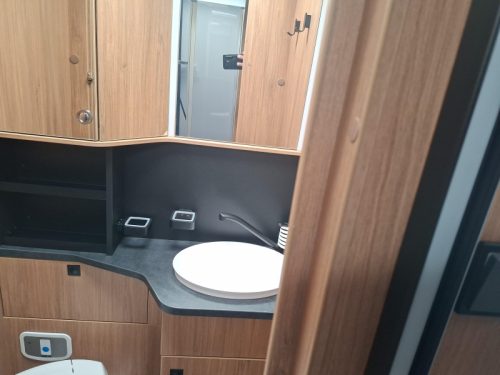 Chausson 777 Titanium Ultimate Einzelbetten XL Garage Foto: 6