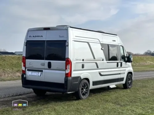 Adria Twin Axess 600 SP photo: 2