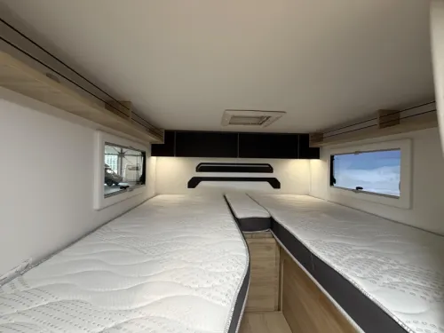 Chausson Sport Line S 697 Single beds / Automatic photo: 16