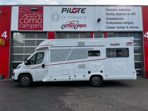 Pilote P 720 U Einzigartige Rundsitzgruppe! 2027 Foto: 2