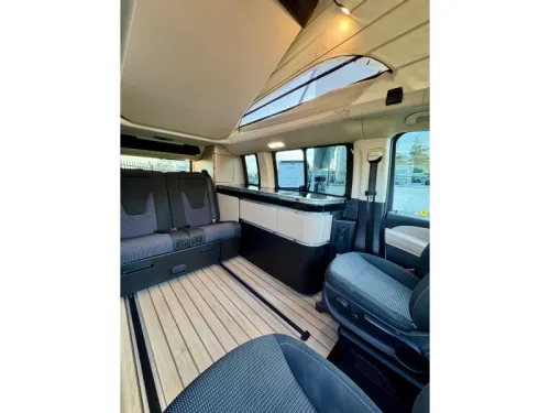 Mercedes-Benz V-Class Marco Polo 250 automatic photo: 21