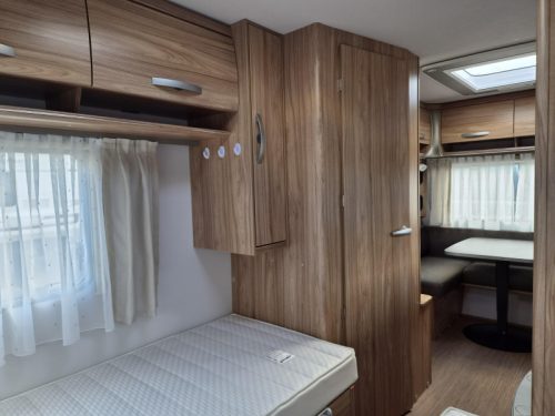 Eriba Nova Light 470 Single beds - Awning  photo: 14