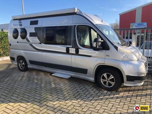 P&ouml;ssl Globecar 600 camper van 6 mtr