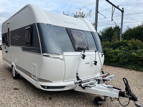 Hobby 495 Ufe Excelent Franz&ouml;sisches Bett, Rangierhilfe . Foto: 12