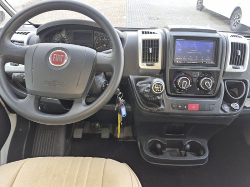 Chausson Welcome 737 Satellite dish-Leveling system-air conditioning photo: 9