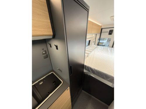Adria Twin 640 SGX AUFSTELLDACH + HUBBETT Foto: 15