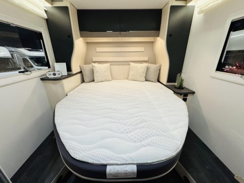 Challenger Graphite Ultimate 328 Automaat Queensbed Foto: 2