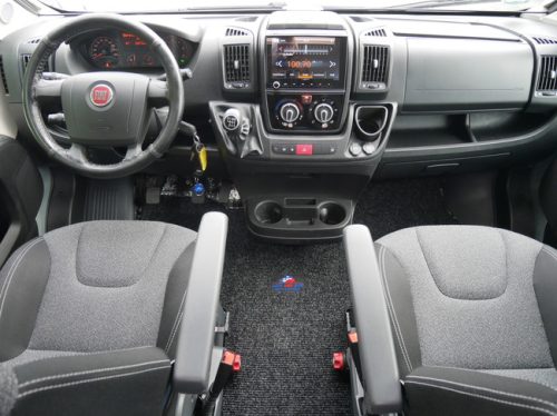 Carado CV 540, 5.40 Meter Van conversion, Transverse bed!! photo: 3