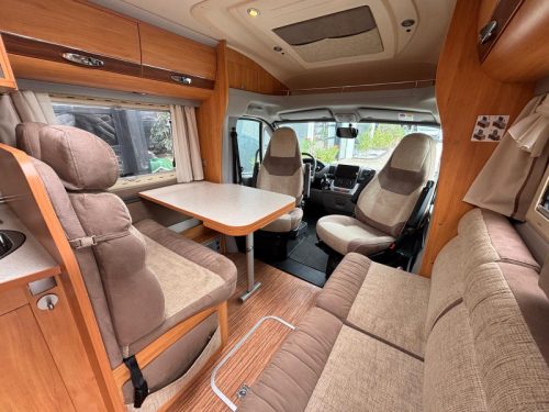 Adria Coral S 680 SP 2010 POPULAR + SPACIOUS photo: 7