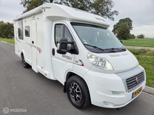 RAPIDO 690F 2010 131hp ☆Air conditioning, Solar, French bed, Towing hitch☆