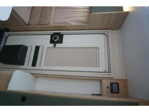 Caravelair Exclusive Line 475 Combi 6E heating photo: 17