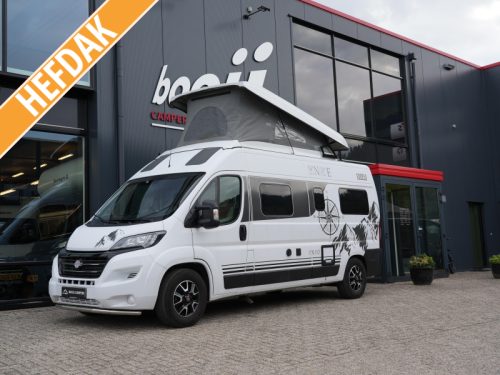 B&uuml;rstner Campeo 600 Avec Toit relevable