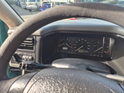 Volkswagen California 2.5 TDI T4 Beach Westfalia  photo: 10