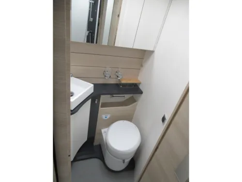 Rapido 696 F Ultimate Line Sehr gepflegt !! KLIMAANLAGE Foto: 11
