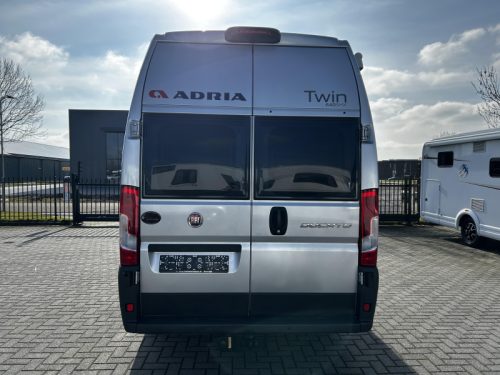 Adria Twin 640 SHX Transverse bed/unique layout photo: 23