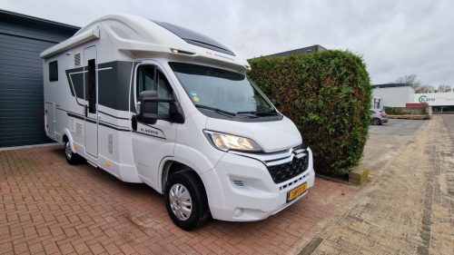 Adria Matrix 650 DC Airco's Queensbed Hefbed Face-to-Face 