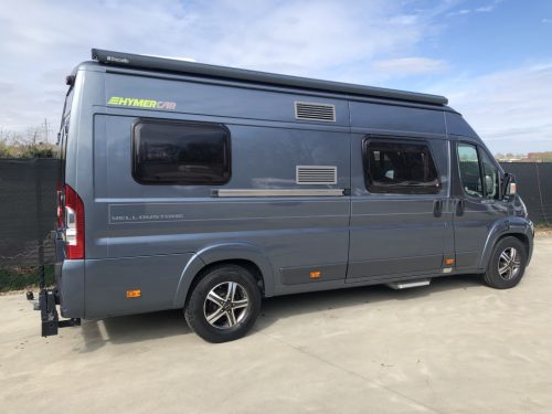 Hymer Yellowstone 649 SINGLE BEDS photo: 2