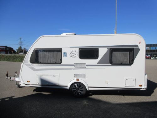 Knaus Sudwind 60 Years 450 FU VERY NEAT, FIXED AWNING photo: 21