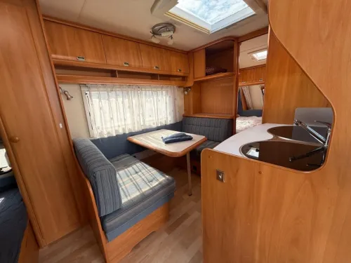 Hobby De luxe Easy 500 KMFE 6 berths, Awning with walls photo: 11