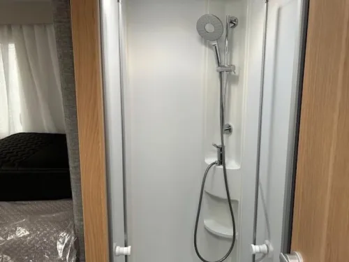 Knaus Boxlife 600ME Platinum Selection mit Hubdach Foto: 4